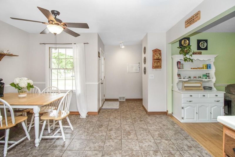 8266 Hemingway Ave S, Cottage Grove, MN 55016
