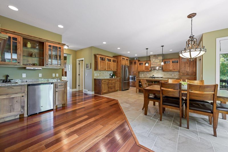 8863 Whisper Creek Trl, Rockford, MN 55373