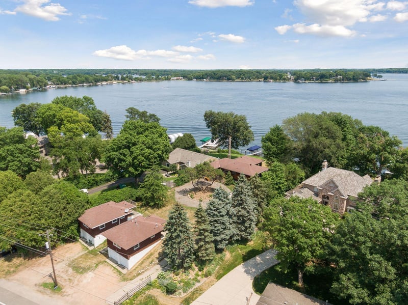 1856 Shadywood Rd, Wayzata, MN 55391