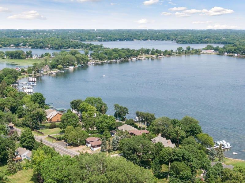 1856 Shadywood Rd, Wayzata, MN 55391