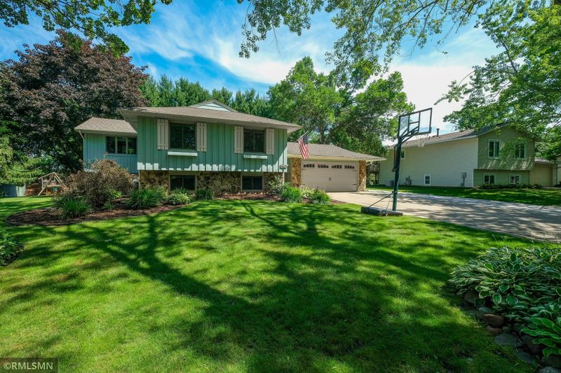 2544 Bayberry Ave, Stillwater, MN 55082