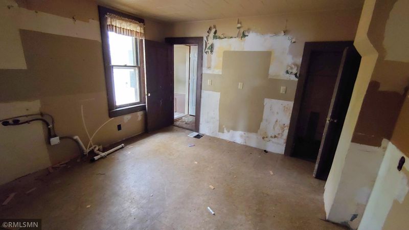 314 N Washington Ave, Springfield, MN 56087