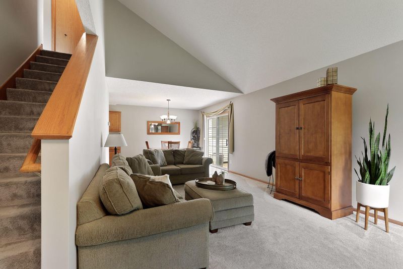 7899 Forest Blvd #I, Woodbury, MN 55125