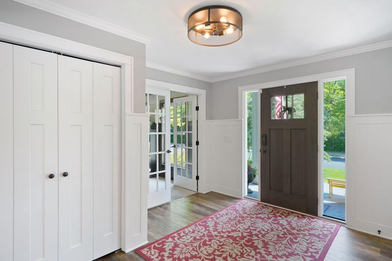5908 Schaefer Rd, Edina, MN 55436
