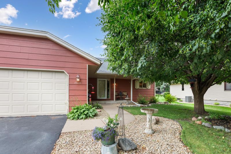 15395 Danville Ave W, Rosemount, MN 55068