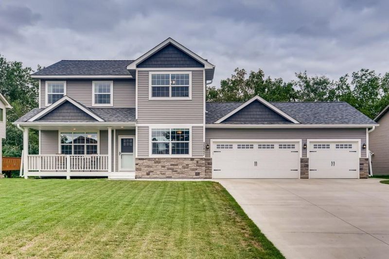 25857 12th St W, Zimmerman, MN 55398