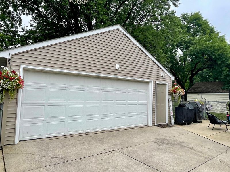 1713 3rd St NE, Austin, MN 55912
