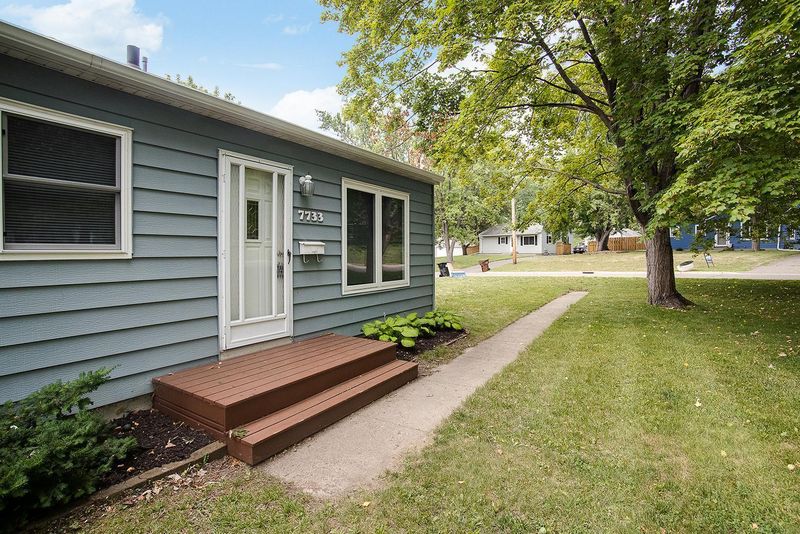 7733 59th Ave N, Crystal, MN 55428