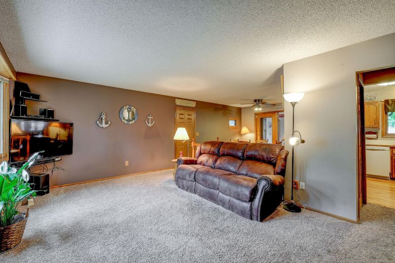6572 Meadowlark Ln N, Maple Grove, MN 55369