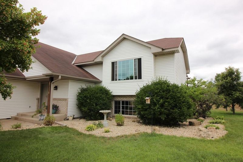 6716 378th St, North Branch, MN 55056