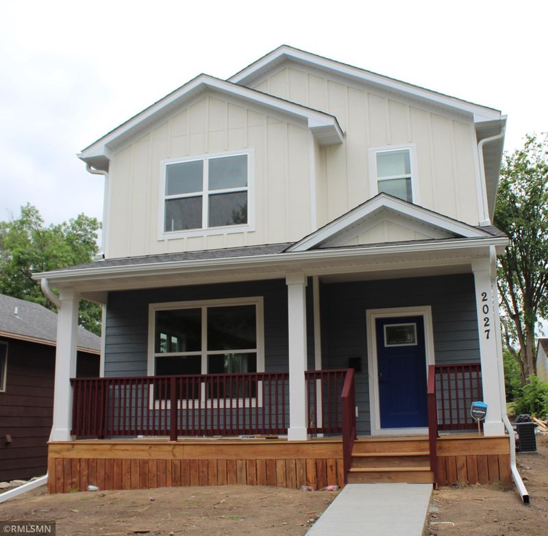 2027 Russell Ave N, Minneapolis, MN 55411