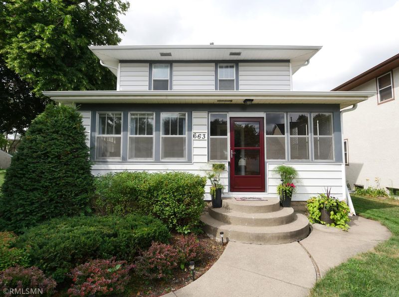 663 Stewart Ave, South Saint Paul, MN 55075