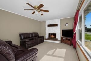 304 N Elm St, La Crescent, MN 55947