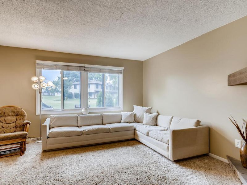 8793 Maplebrook Pw N, Brooklyn Park, MN 55445