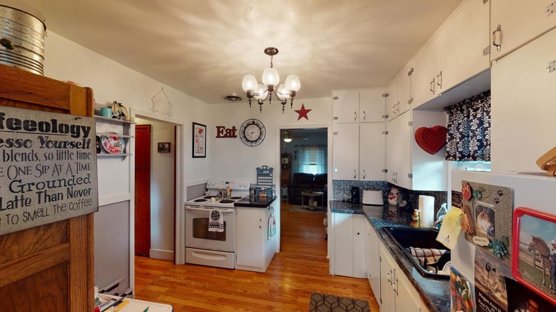 22969 N Main St, Ettrick, WI 54627