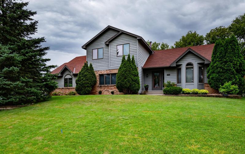 457 Preserve Pa, West Saint Paul, MN 55118