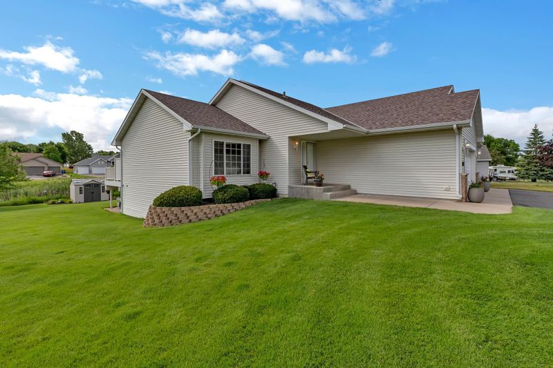 1007 Brook Ct, Sauk Rapids, MN 56379