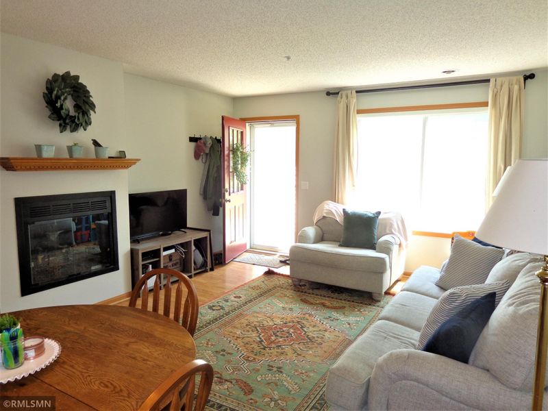 11006 Lexington Dr, Eden Prairie, MN 55344
