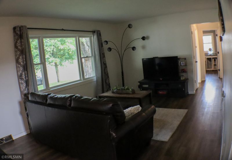 6106 Quail Ave N, Brooklyn Center, MN 55429