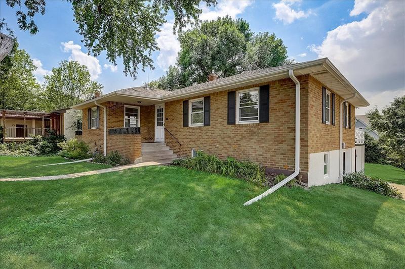 529 Otis Ave, Saint Paul, MN 55104