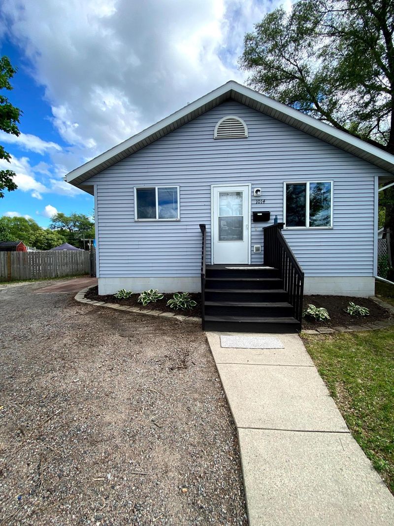 1014 Breckenridge Ave, Saint Cloud, MN 56303