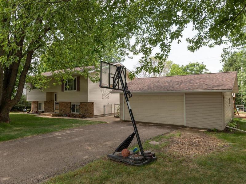 1203 1st Ave NE, Kasson, MN 55944