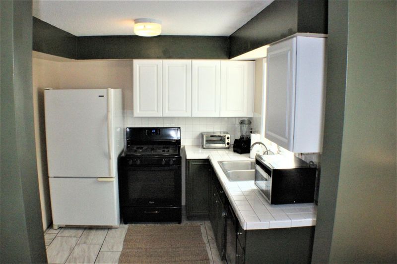 3650 Brookdale Dr N, Brooklyn Park, MN 55443