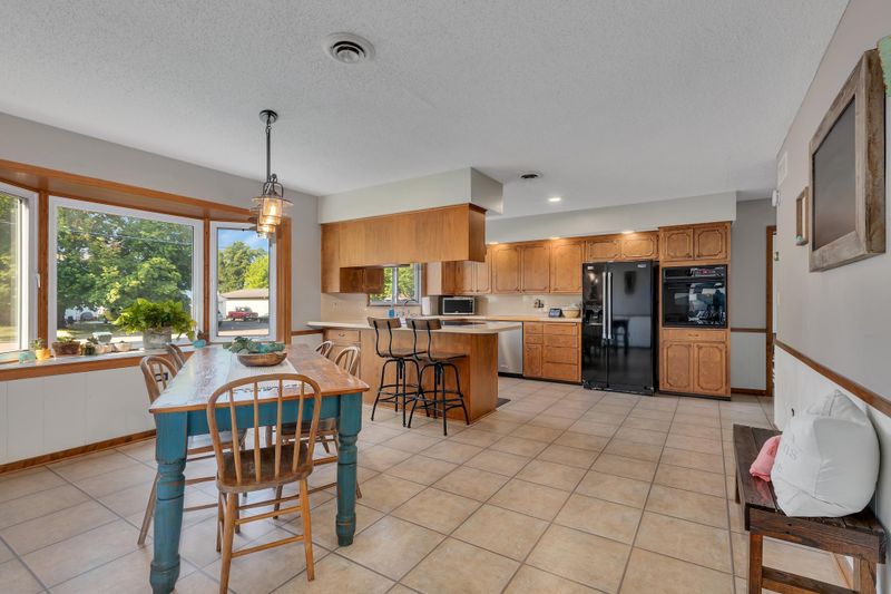 775 Park Ave, Hamburg, MN 55339