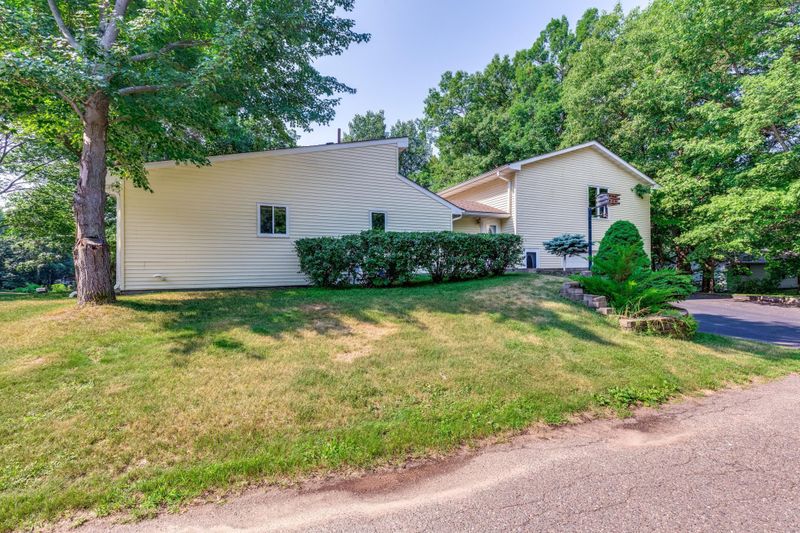 26308 120th St NW, Zimmerman, MN 55398