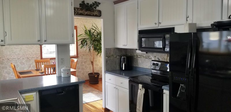 138 School St, Foreston, MN 56330