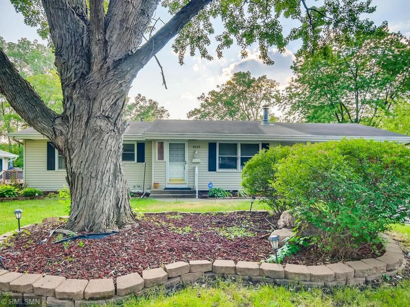 4633 Oregon Ave N, New Hope, MN 55428