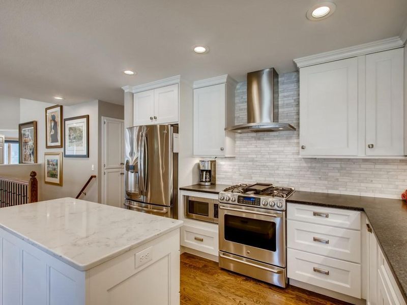 13781 85th Pl N, Maple Grove, MN 55369