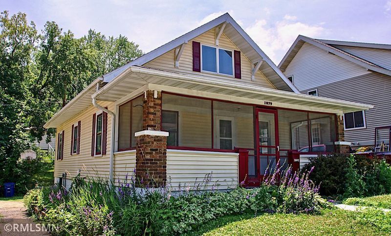 1079 Putnam Ave, Red Wing, MN 55066