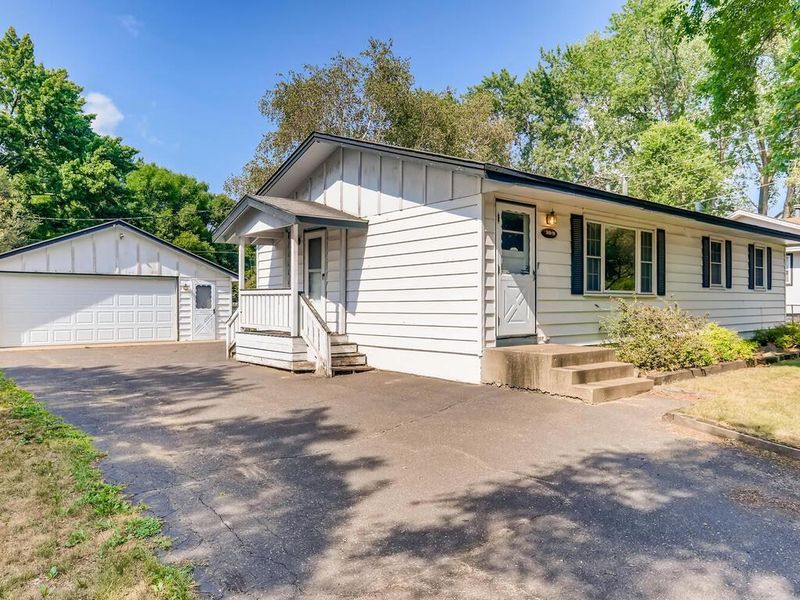 109 117th Ave NE, Blaine, MN 55434
