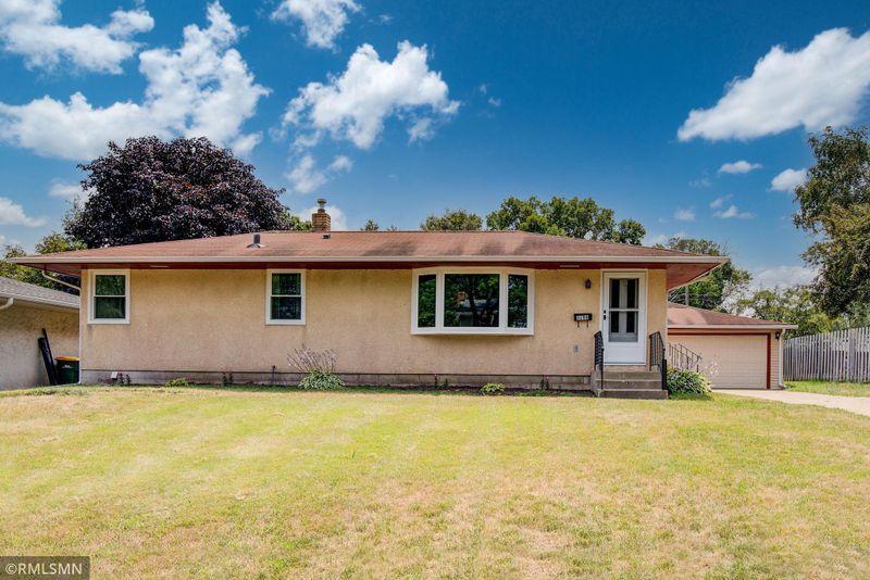 3196 71st St E, Inver Grove Heights, MN 55076