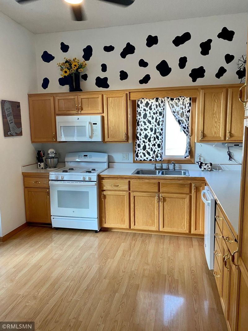 4751 Sterling Dr, Big Lake, MN 55309