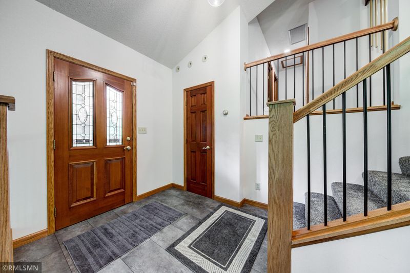8265 Viking Blvd NE, Wyoming, MN 55092