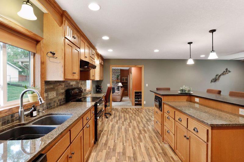 528 Western St, Anoka, MN 55303