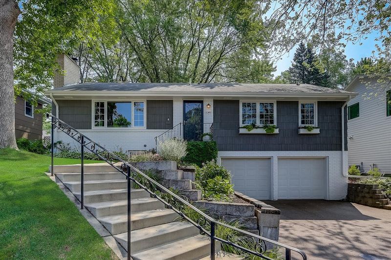 6345 Warren Ave S, Edina, MN 55439