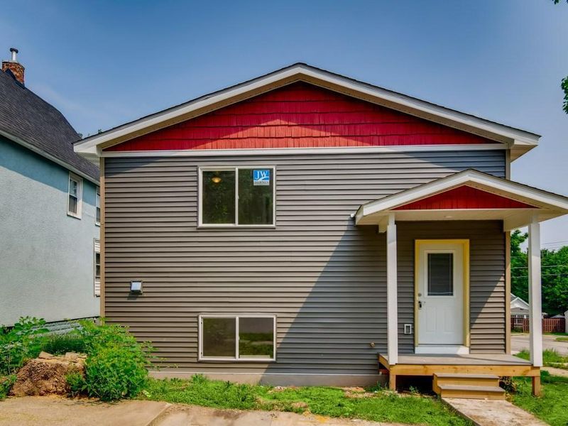 877 Wilson Ave, Saint Paul, MN 55106