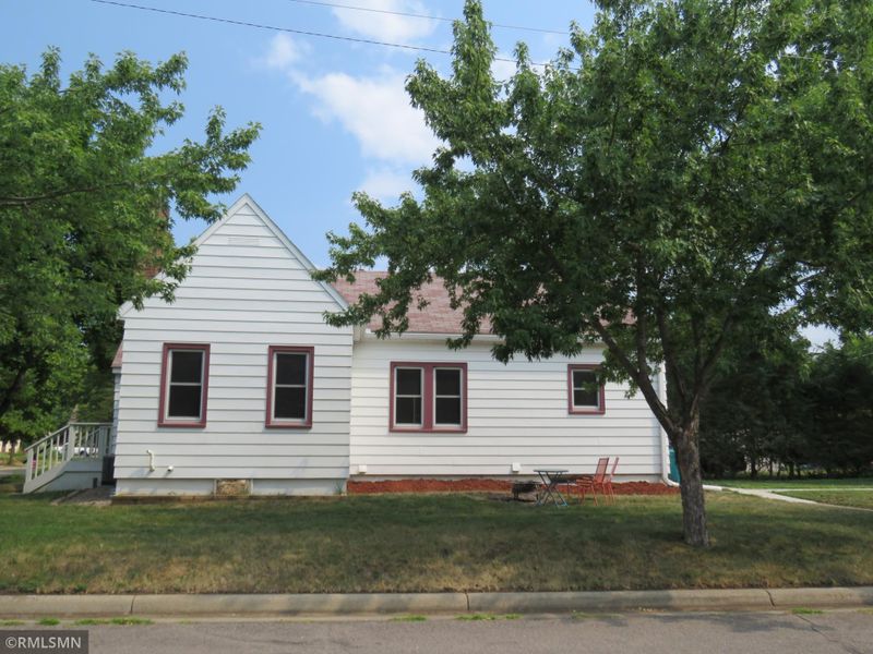 830 12th Ave S, Saint Cloud, MN 56301