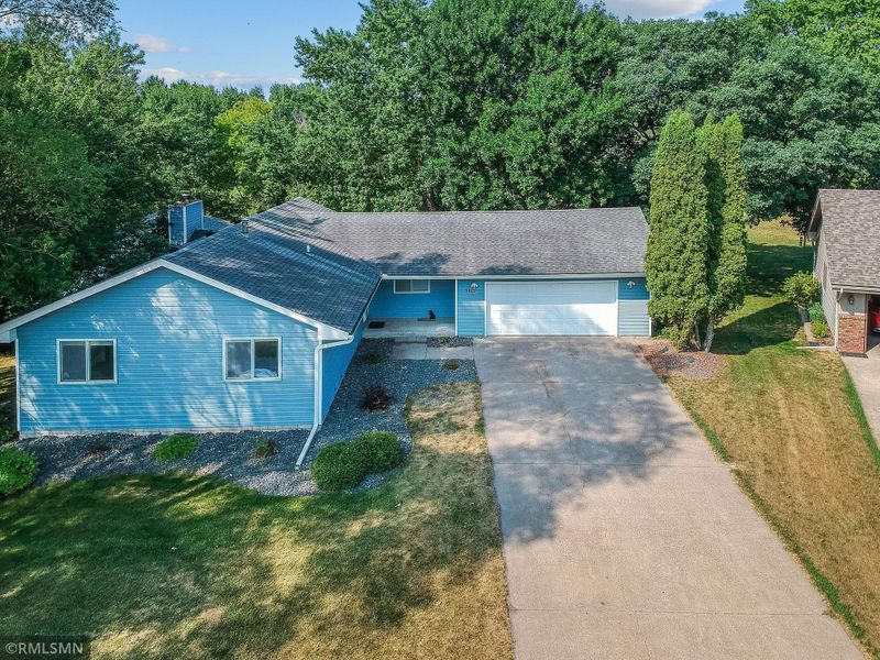 5825 Saint Albans Ct, Shoreview, MN 55126