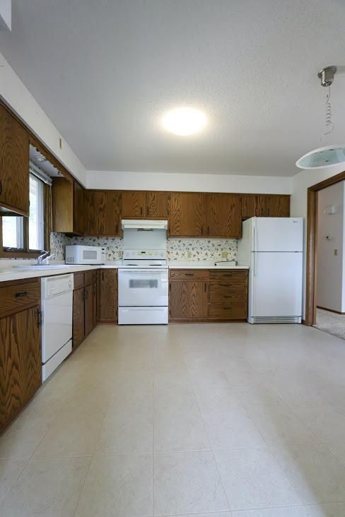 920 Ivanhoe Dr, Northfield, MN 55057