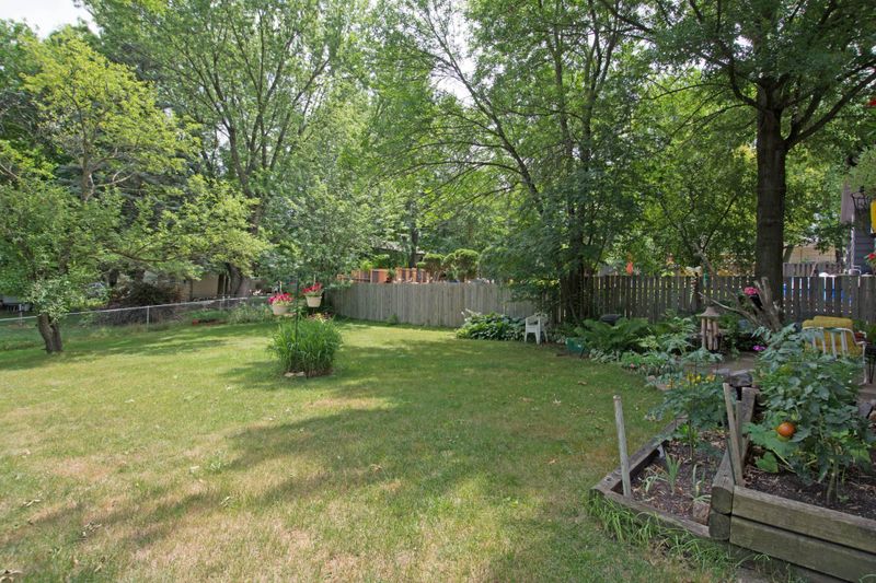 2926 Idaho Ave N, Crystal, MN 55427