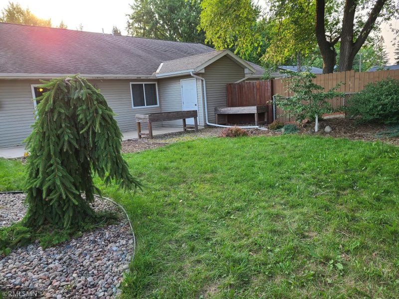 511 7th St SW, Little Falls, MN 56345