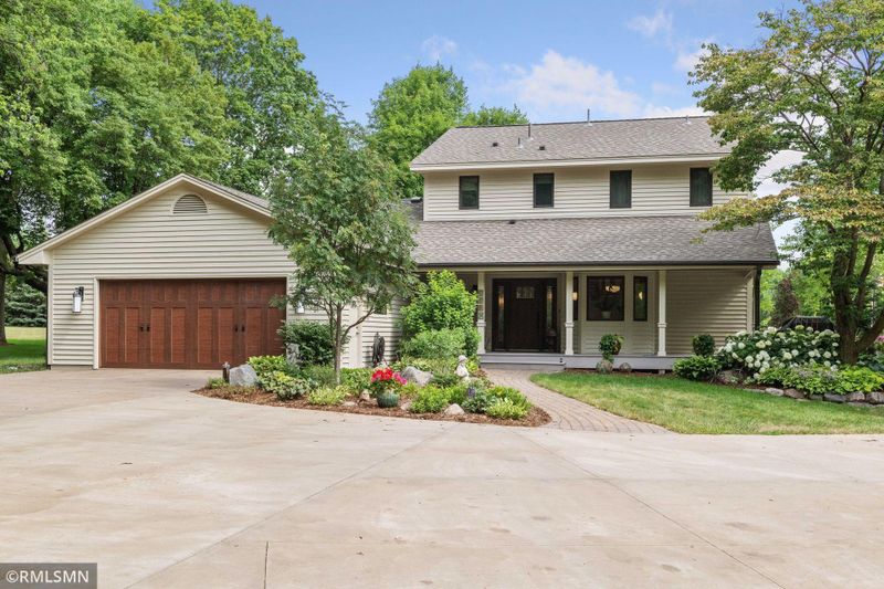 5949 Pagenkopf Rd, Maple Plain, MN 55359