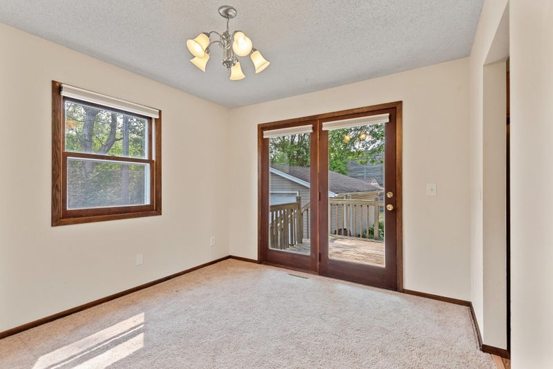 6909 68th Ave N, Brooklyn Park, MN 55428