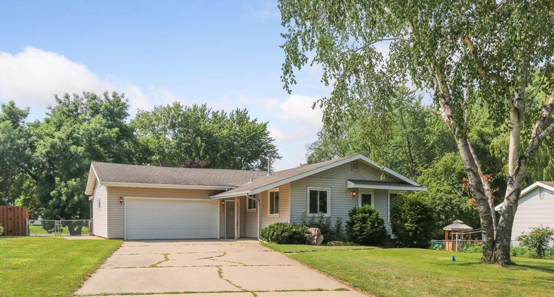 1118 Linden St S, Northfield, MN 55057