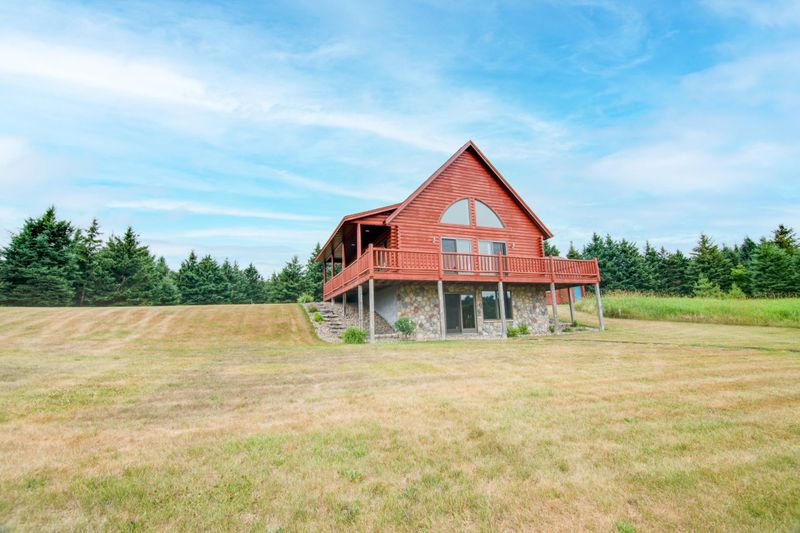 858 115th St #C, Amery, WI 54001