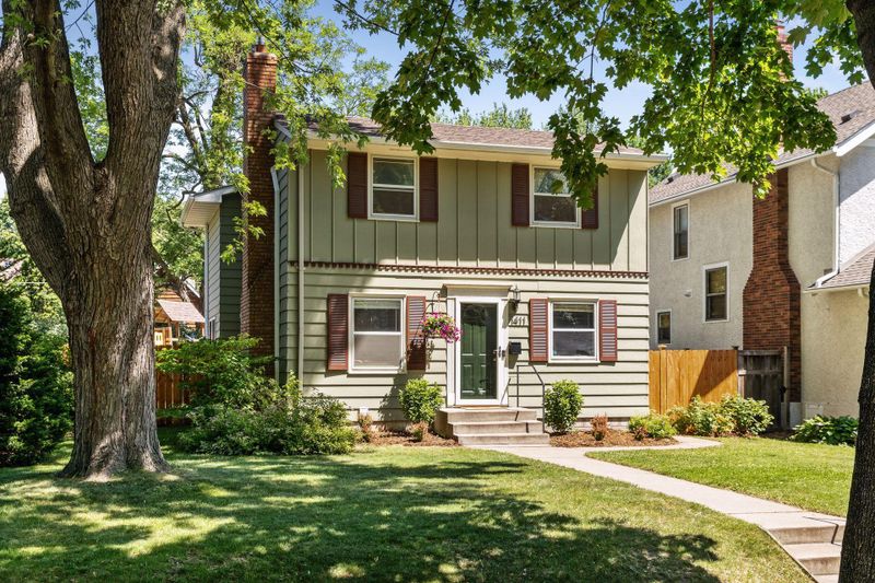 1411 Goodrich Ave, Saint Paul, MN 55105